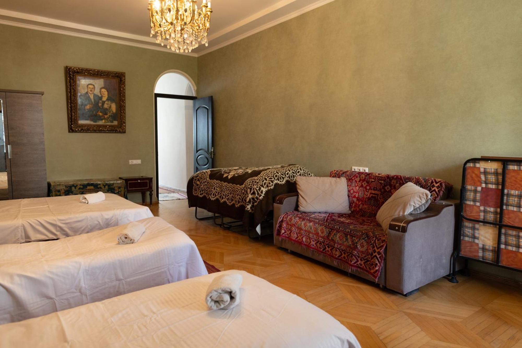Отель Wine House Тбилиси Номер фото