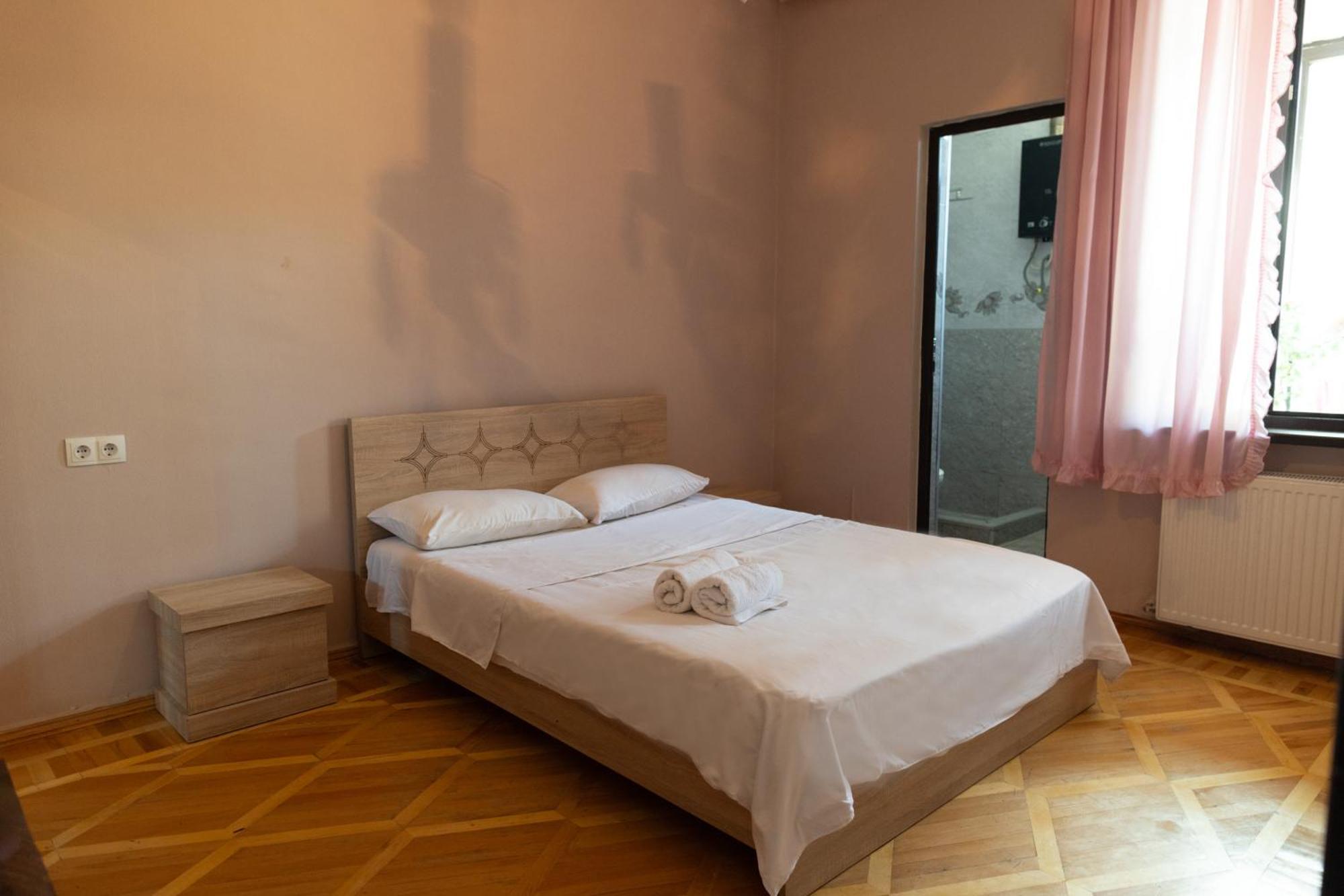 Отель Wine House Тбилиси Номер фото